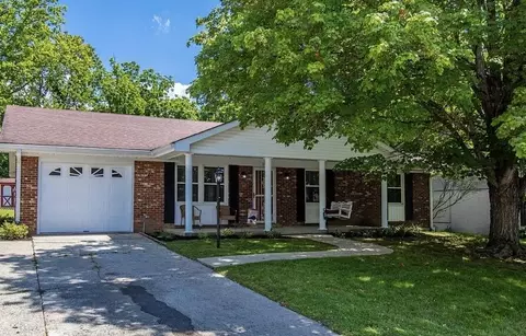 118 Windridge Dr, Winchester, KY 40391