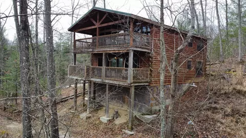 111 Lookout Ridge Rd, Rogers, KY 41365