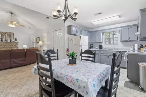 Dining - 519 Enchanted Forest Way, Burnside, KY 42519 photo 2 of 3