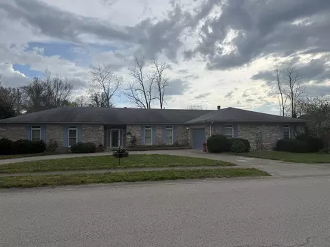 105 Stoneybrook Dr, Richmond, KY 40475