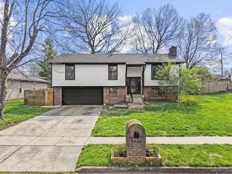 1436 Mt Rainier Dr, Lexington, KY 40517