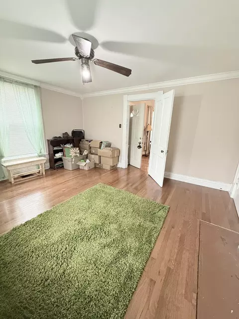 Bedroom - 143 E 8th St, Paris, KY 40361 photo 1 of 5