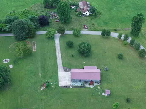 View/Area - 1716 Liberty Rd, Eubank, KY 42567 photo 11 of 15