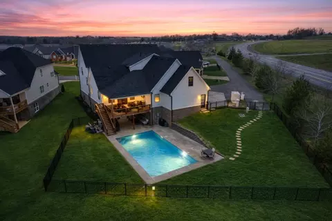 179 Village Park Dr, Georgetown, KY 40324