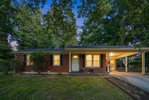 648 Murphy Subdivision Rd, Stearns, KY 42647