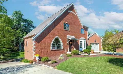 112 Bogie Lee Ave, Frankfort, KY 40601