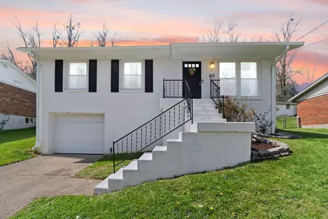 60 Hiawatha Trl, Winchester, KY 40391