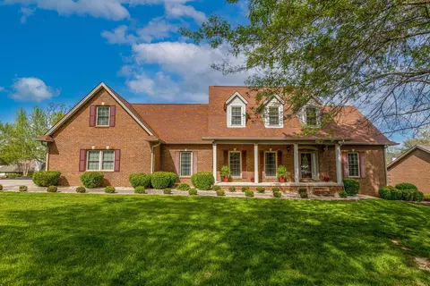 186 Chardonnay Ct, Winchester, KY 40391