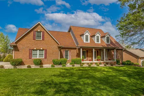 186 Chardonnay Ct, Winchester, KY 40391