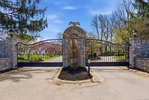 1596 Winners Cir, Lexington, KY 40513