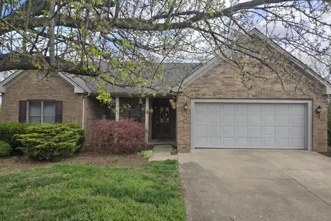 312 Virginia Ave, Harrodsburg, KY 40330