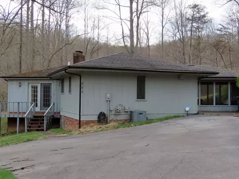 885 Mcneil-corn Creek Rd, Rockholds, KY 40759