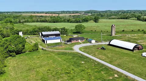 2300 Oregon Rd, Salvisa, KY 40372