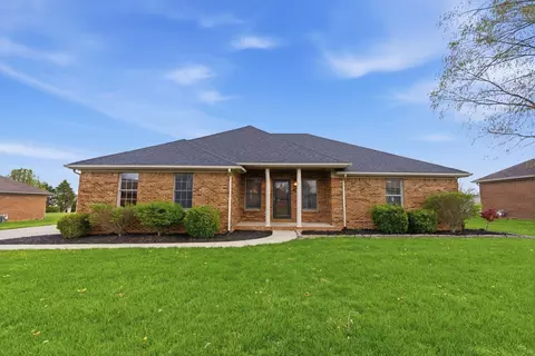 322 Bocote Dr, Berea, KY 40403