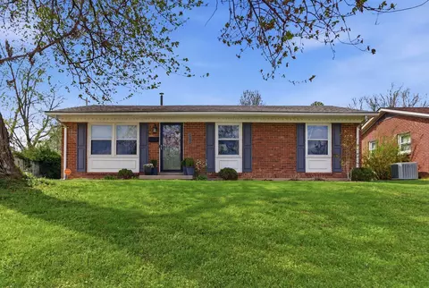 3577 King Arthur Dr, Lexington, KY 40517