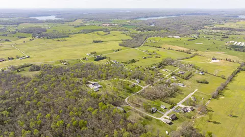 97 Wild Rose Dr, Monticello, KY 42633