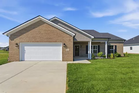 611 Comanche Dr, Richmond, KY 40475