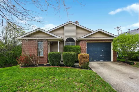 368 Pleasant Pointe Dr, Lexington, KY 40517