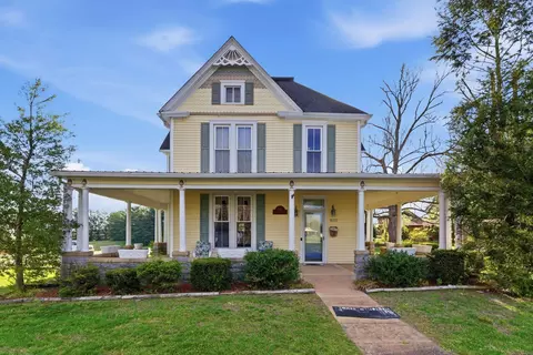 601 Jamestown St, Columbia, KY 42728
