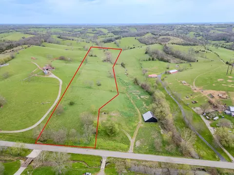 2996 Irvine Rd, Winchester, KY 40391