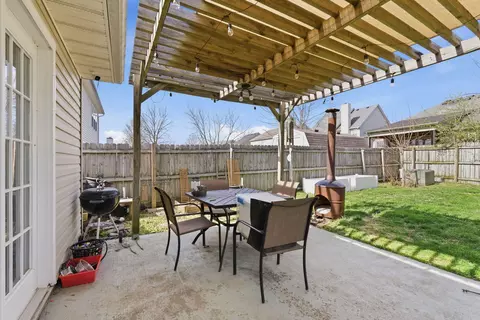 Exterior - 208 Rabbit Run Rd, Georgetown, KY 40324 photo 6 of 8