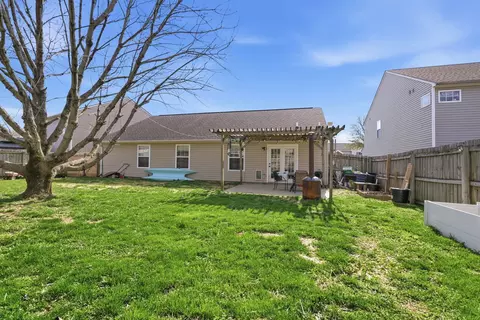 Exterior - 208 Rabbit Run Rd, Georgetown, KY 40324 photo 7 of 8