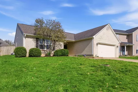 Exterior - 208 Rabbit Run Rd, Georgetown, KY 40324 photo 3 of 8
