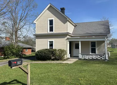 307 W Main St, Burgin, KY 40310
