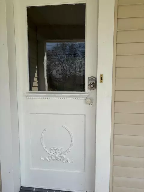 Entry Way - 307 W Main St, Burgin, KY 40310 photo 2 of 3