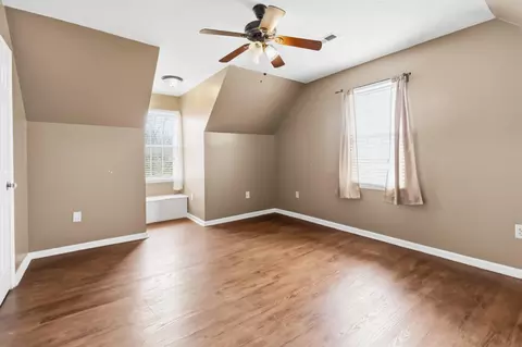 Bedroom - 710 E Bryant St, Corbin, KY 40701 photo 5 of 9
