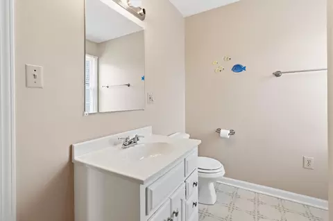 Bath - 710 E Bryant St, Corbin, KY 40701 photo 1 of 3