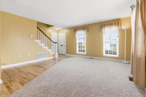 Living - 710 E Bryant St, Corbin, KY 40701 photo 6 of 9