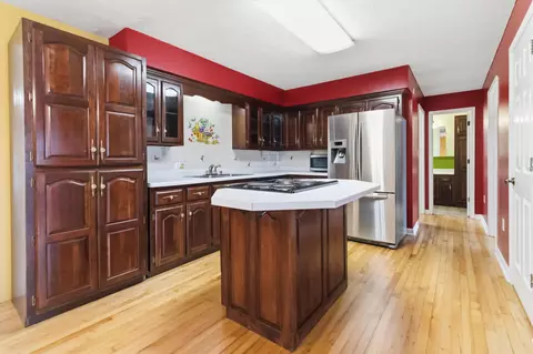 Kitchen - 710 E Bryant St, Corbin, KY 40701 photo 3 of 3