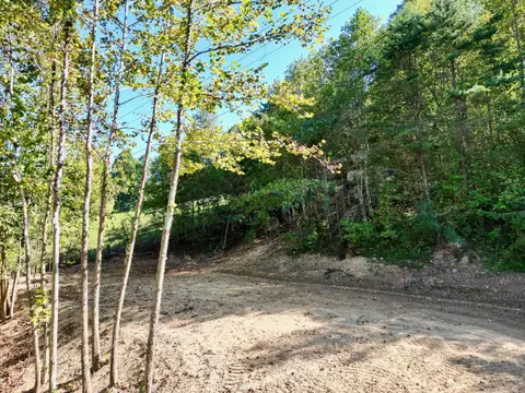 0 Hwy 52 E, Beattyville, KY 41311