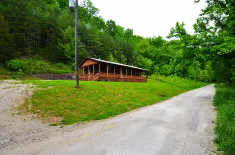 73 Butter Point Rd, Jackson, KY 41339 photo 4