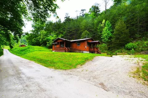 73 Butter Point Rd, Jackson, KY 41339 photo 2