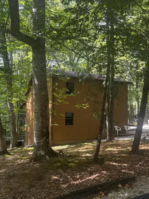 96 Big Beech Ln, Monticello, KY 42633