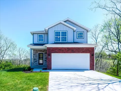 318 Blue Spruce Dr, Frankfort, KY 40601