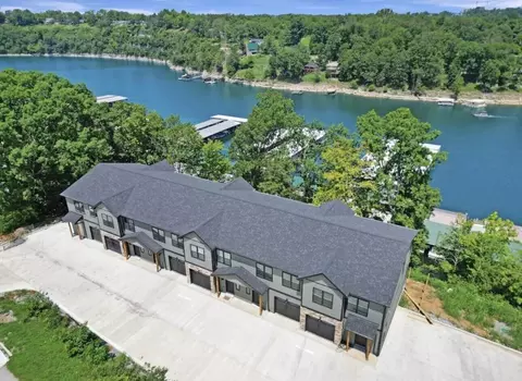 97 Walker Ln, Lancaster, KY 40444