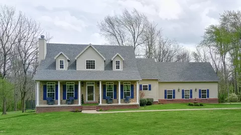 5028 Chinquapin Ln, Mays Lick, KY 41055