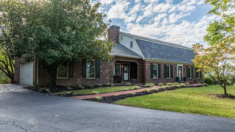 1231 Warwick Rd, Harrodsburg, KY 40330