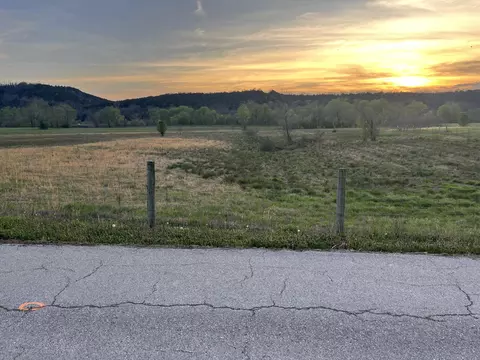 4025 Jackson Ferry Rd, Winchester, KY 40391