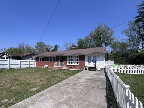 1200 W Chester Ave, Middlesboro, KY 40965