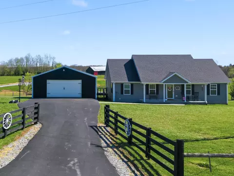 541 Oakland Ln, Harrodsburg, KY 40330