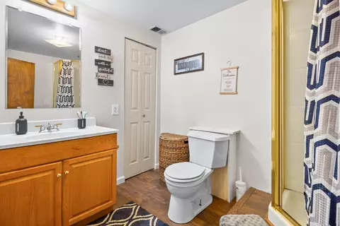Bath - 366 Tom Meadows Rd, Strunk, KY 42649 photo 2 of 2