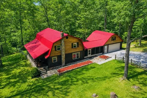 Exterior - 366 Tom Meadows Rd, Strunk, KY 42649 photo 2 of 10