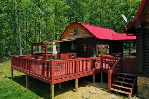 Exterior - 366 Tom Meadows Rd, Strunk, KY 42649 photo 8 of 10