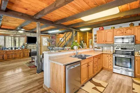 Kitchen - 366 Tom Meadows Rd, Strunk, KY 42649 photo 1 of 4