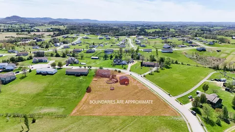 View/Area - 204 Saddle Brook Ct, Berea, KY 40403 photo 6 of 7