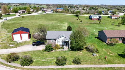 View/Area - 204 Saddle Brook Ct, Berea, KY 40403 photo 4 of 7